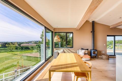 3 bedroom semi-detached house for sale, 6 Les Jardins Des Cures, Grouville