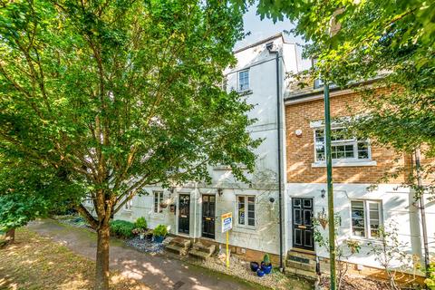 4 bedroom terraced house for sale, Fennel Close, Maidstone