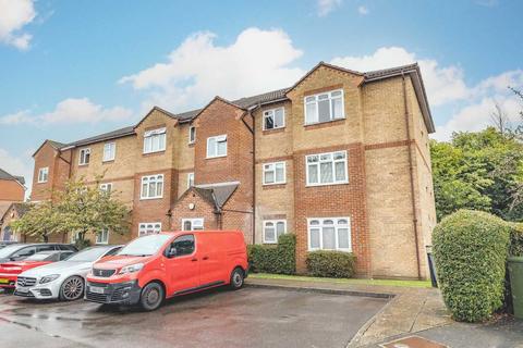 Studio for sale, Corfe Place, Maidenhead SL6