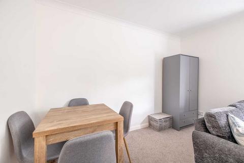 Studio for sale, Corfe Place, Maidenhead SL6