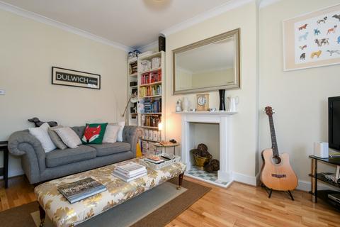 2 bedroom flat to rent, Wyneham Road London SE24