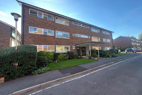 2 bedroom apartment to rent, St Margarets, Guildford GU1