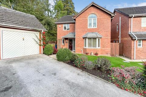 4 bedroom detached house for sale, The Oaks, Trevor