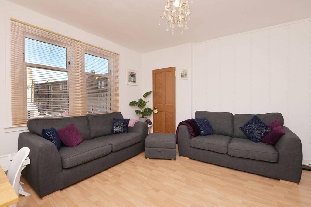 25B Pinkie Road, Musselburgh, EH21 7ET 2 bed flat for sale £150,000