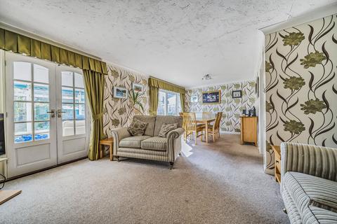7 West Drive, Arlesey, SG15 6RW