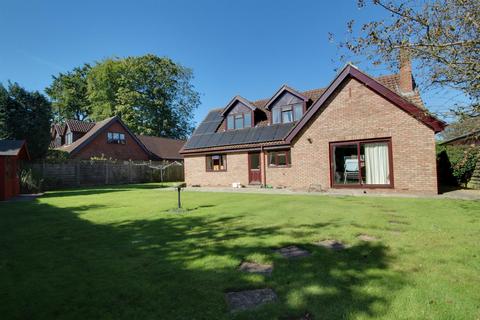 3 bedroom detached bungalow for sale, On Hill, Swanland HU14