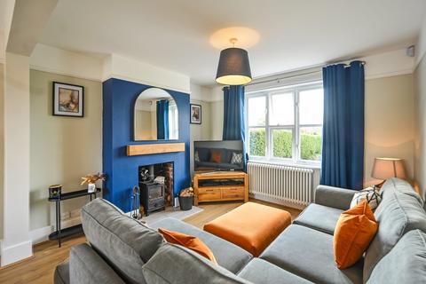 9 Bower Road, Mersham, Ashford, TN25 6NJ