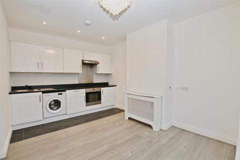 1 bedroom flat for sale, Burleigh Court, Station Road, Westcliff-On-Sea