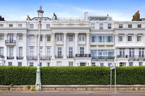 2 bedroom apartment to rent, Arundel Terrace, Brighton