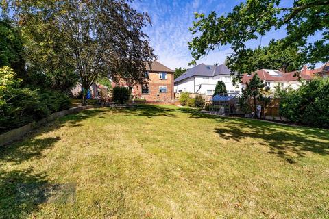 4 bedroom detached house for sale, Barnet Road, Barnet EN5