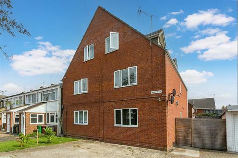 1 bedroom flat for sale, Patricia Close, Cippenham