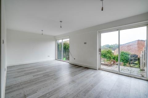12 Bushley Close, Redditch, B98 7TU