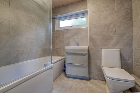 12 Bushley Close, Redditch, B98 7TU