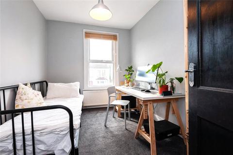 2 bedroom flat for sale, Melville Road, Walthamstow, London, E17