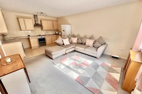 27 Miles Close, Pill, Bristol, BS20 0LH