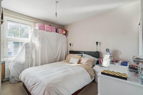 2 bedroom house for sale, Pinner Road, Oxhey