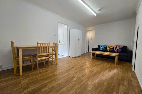 2 bedroom flat to rent, St. Ann's Road, London N15