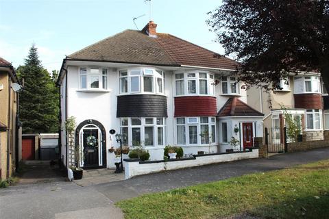 3 bedroom semi-detached house for sale, Wroxham Gardens, Potters Bar EN6