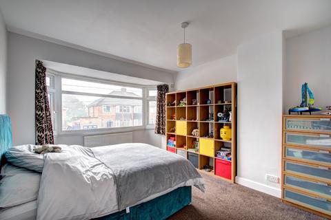 30 Chapel Fields Road, Solihull, B92 7RX