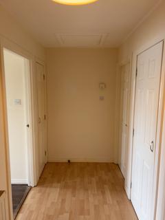 2 bedroom flat to rent, Hillington Road South, Glasgow G52