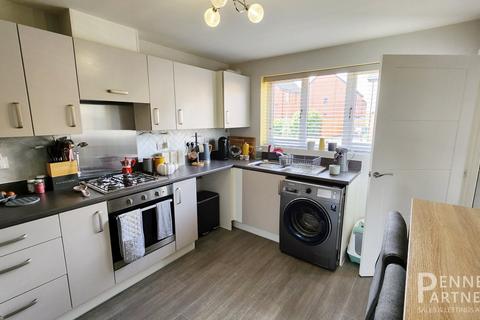 2 bedroom end of terrace house for sale, Manor Drive, Peterborough PE4