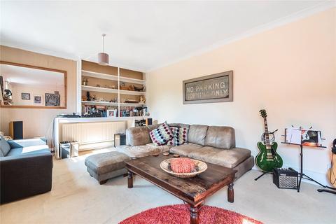 2 bedroom flat for sale, Border Crescent, London, SE26