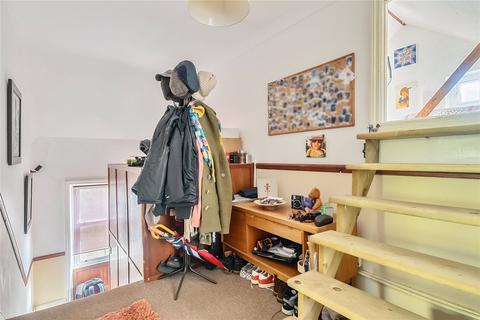 2 bedroom flat for sale, Border Crescent, Sydenham, London, SE26