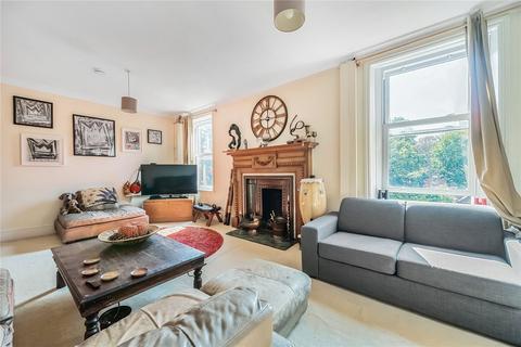 Flat 5, 4 Border Crescent, London, SE26 6DF
