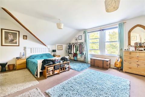 Flat 5, 4 Border Crescent, London, SE26 6DF