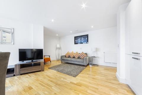 2 bedroom apartment to rent, Dowells Street, London SE10