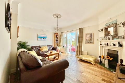 4 bedroom detached house for sale, Woodville Road, Bexhill-on-Sea, TN39