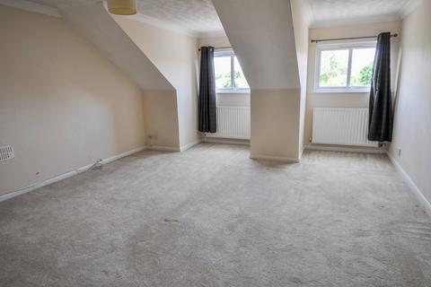 2 bedroom flat to rent, Griffin Court, Station Road, WIMBORNE, BH21