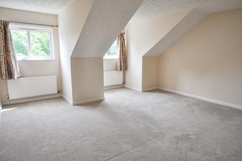 2 bedroom flat to rent, Griffin Court, Station Road, WIMBORNE, BH21