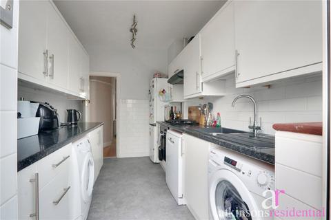 4 bedroom terraced house for sale, Lynmouth Avenue, Enfield, Middlesex, EN1