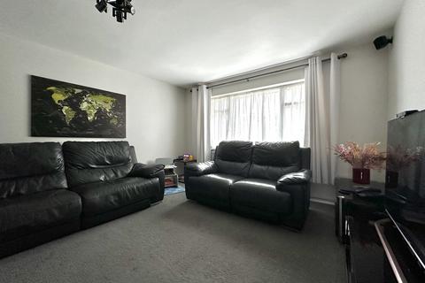 2 bedroom maisonette for sale, Leaford Crescent, Watford, WD24