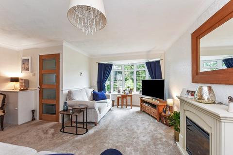 3 bedroom terraced house for sale, Briarfield Gardens, Horndean, Hampshire