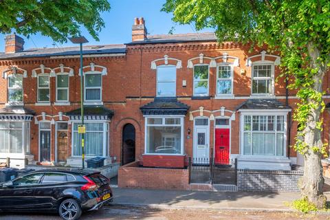 3 bedroom terraced house to rent, The Avenue, Birmingham B27