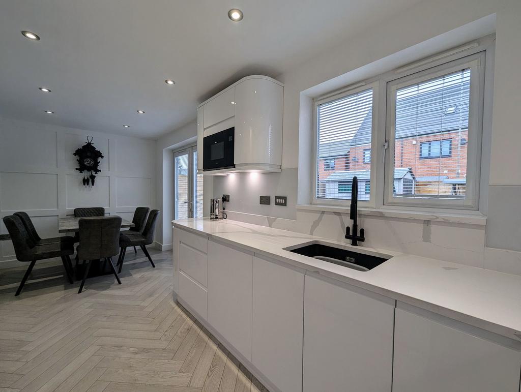 Kitchen / Diner