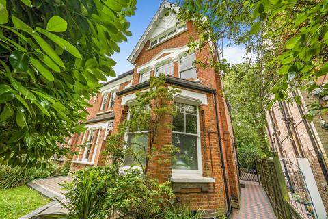 2 bedroom flat for sale, Haslemere Road, Crouch End