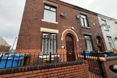 2 bedroom terraced house for sale, Vine Street, Oldham OL9