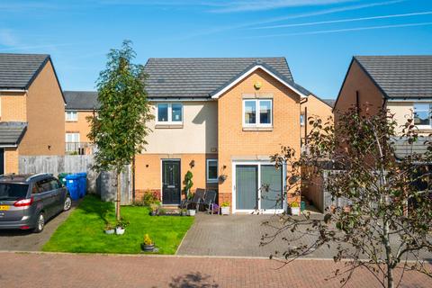 13 Campbell Drive, Helensburgh, G84 7JS