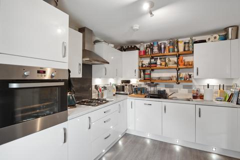13 Campbell Drive, Helensburgh, G84 7JS