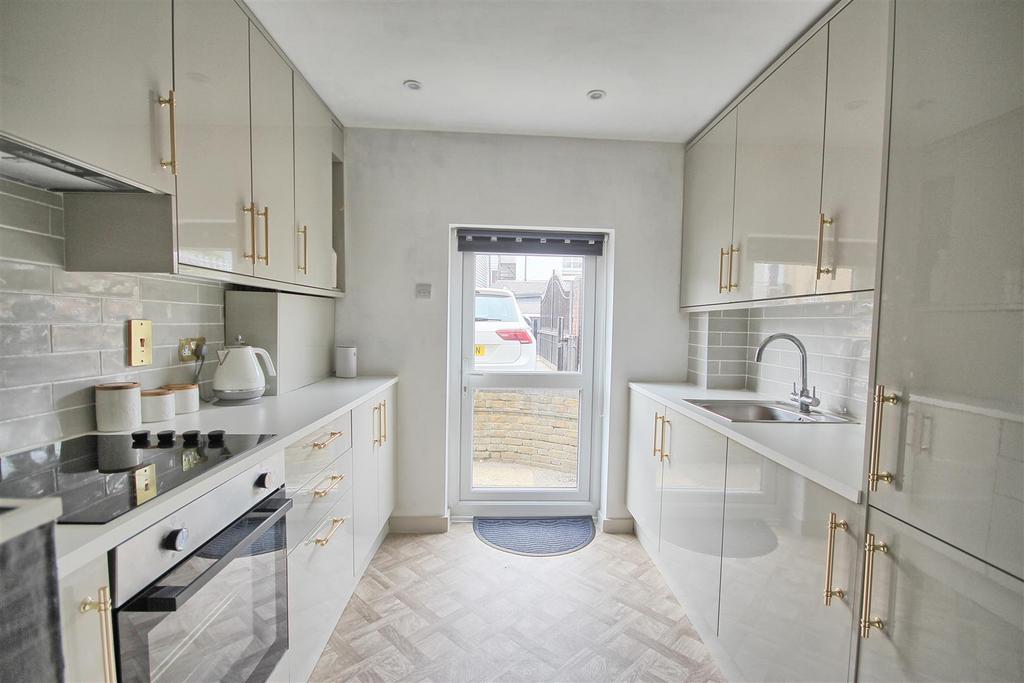 Omega Maltings, Ware SG12 2 bed apartment for sale £300,000