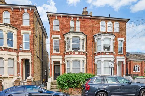 4 bedroom flat for sale, Ramsden Road, London, SW12