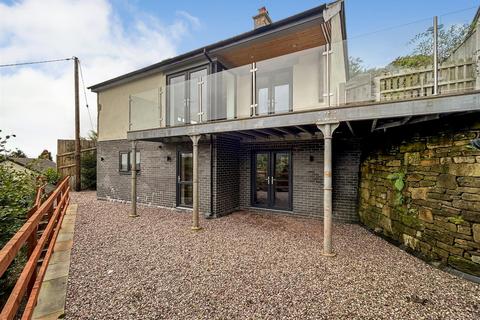 2 bedroom detached house for sale, Gyrn Road, Selattyn, Oswestry