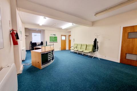 Office to rent, Barrow Street, St. Helens, WA10