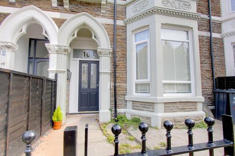 1 bedroom flat for sale, Connaught Road, Roath, Cardiff