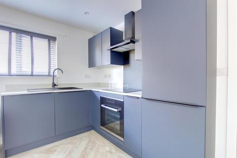 1 bedroom flat for sale, Connaught Road, Roath, Cardiff