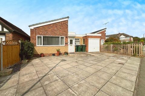 2 bedroom semi-detached bungalow for sale, The Chesils, Coventry