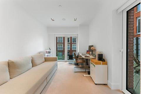 2 bedroom apartment to rent, Keybridge Tower, Nine Elms, London, SW8